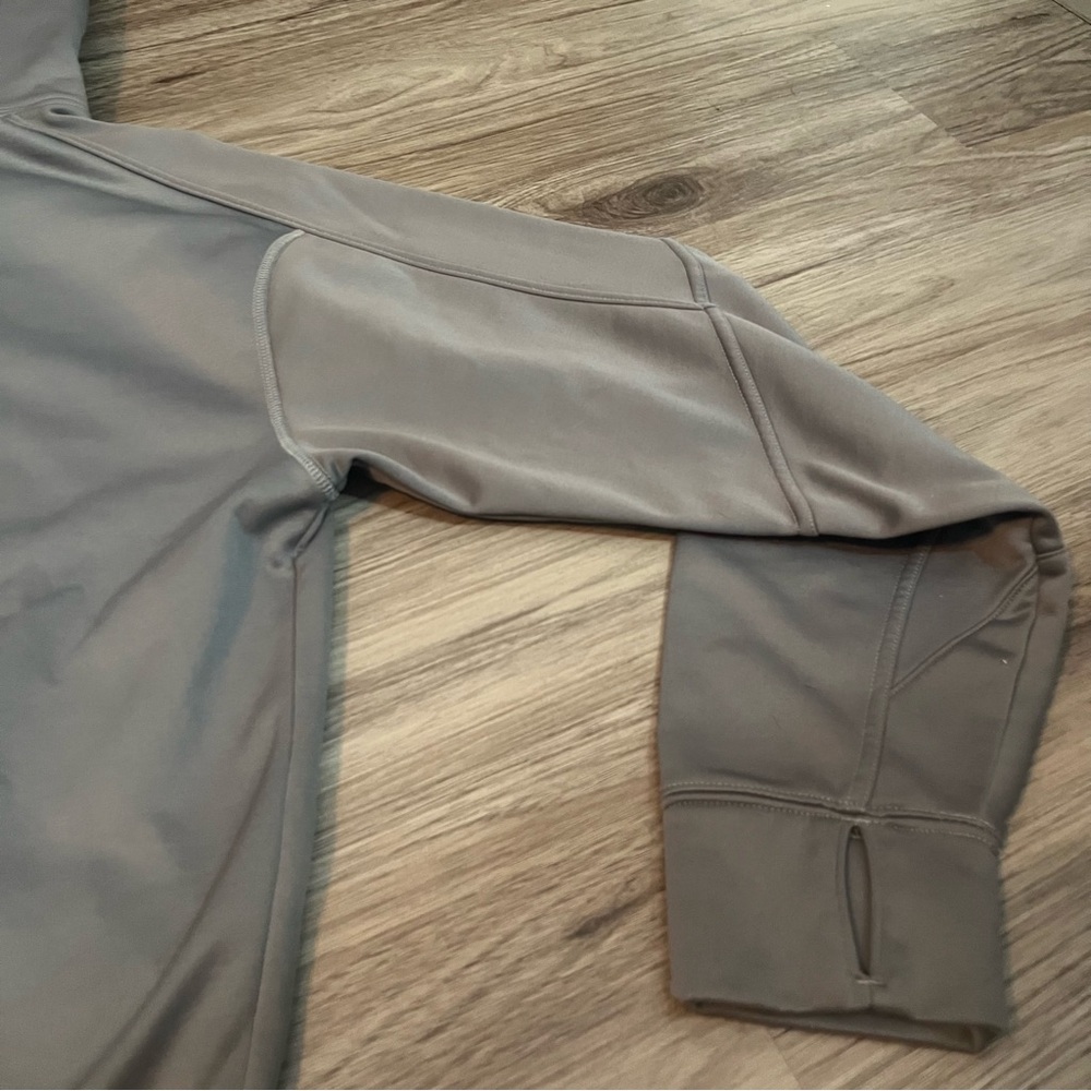 Cabela's Gray and Red Men's Hoodie; Large - Picture 12 of 13